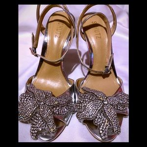Schutz ayanne silver rhinestone stiletto heels 8.5
